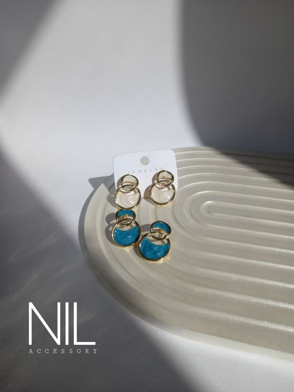 گوشواره میخی آویز حلقوی مدل میناکاری سبک و شیک با رنگبندی متنوع